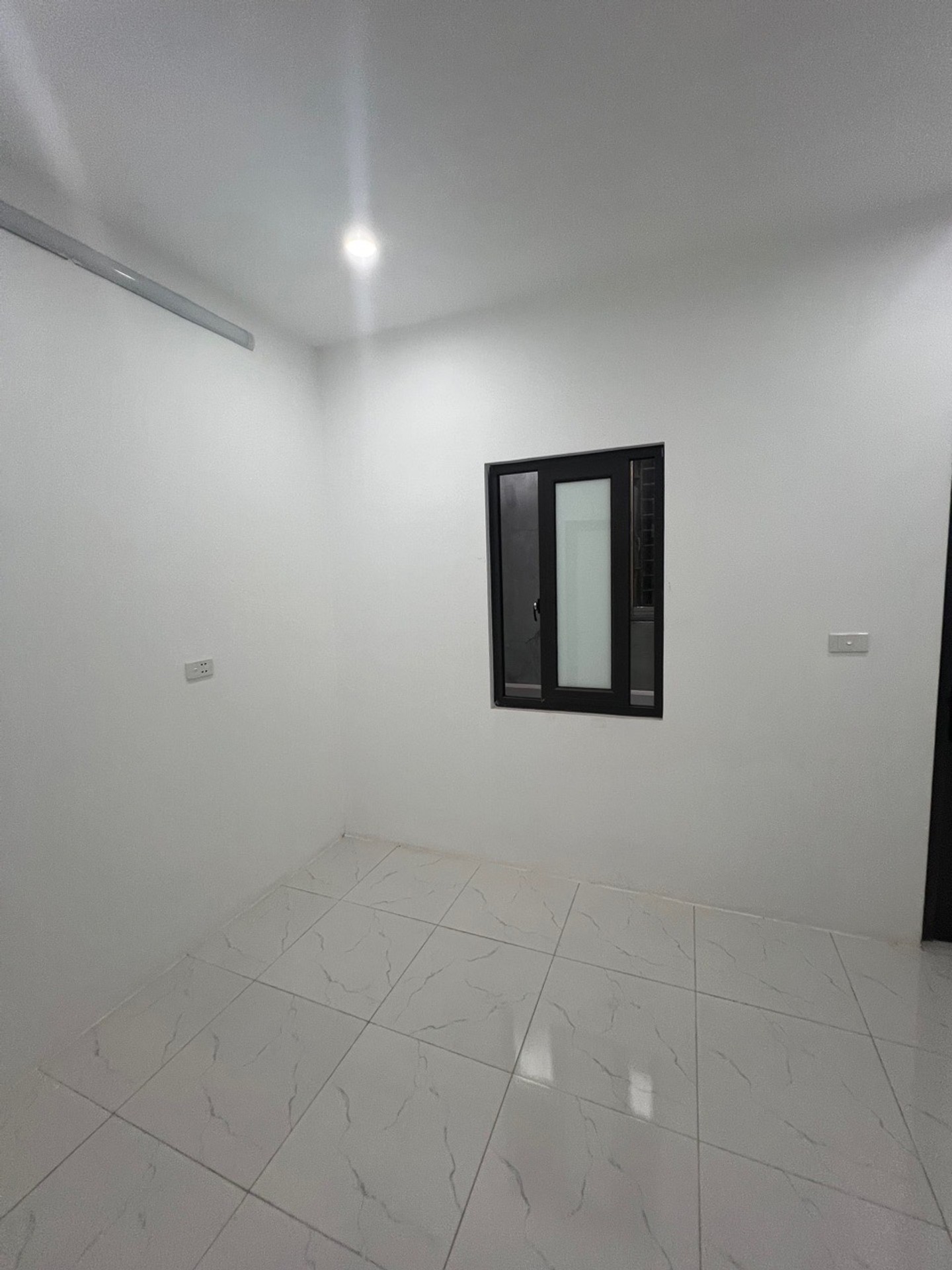 Bán nhà Tân Mai - diện tích 17m2 4 tầng - Nhà Dân Xây - giá 4,1 tỷ