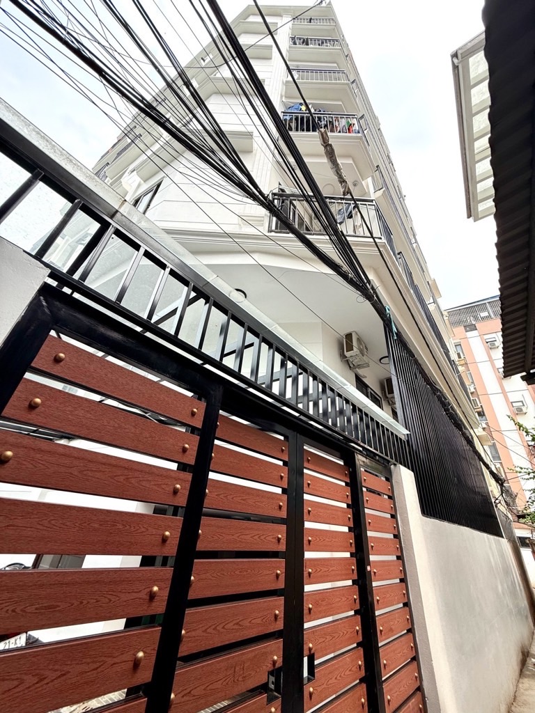 Bán nhà Bùi Xương Trạch - diện tích 153m2 9 tầng - Lô góc 2 mặt thoáng - giá 46 tỷ