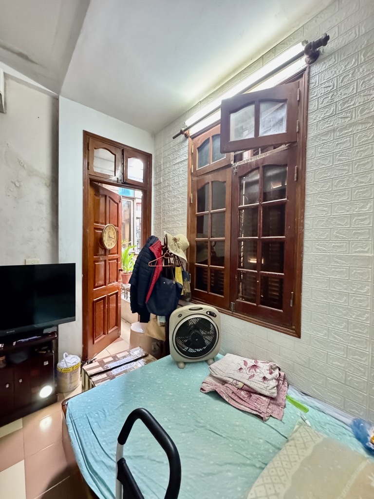 Bán nhà Phương Mai - diện tích 53m2 4 tầng - ô tô tránh - giá 27,2 tỷ