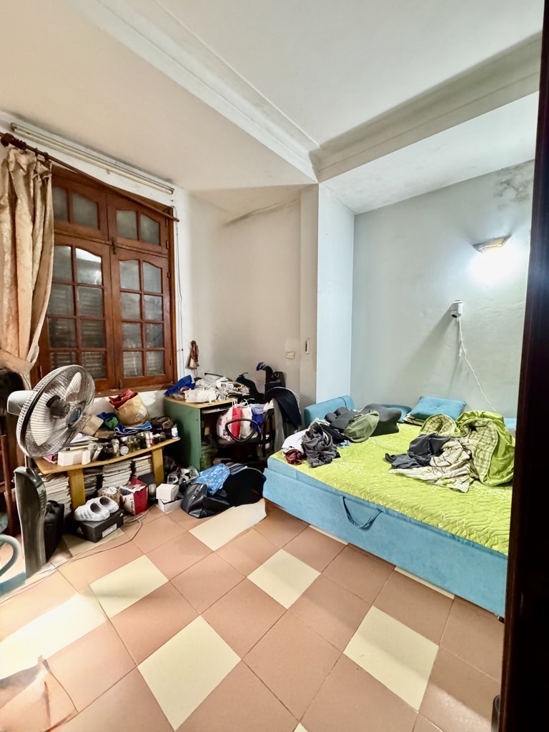 Bán nhà Phương Mai - diện tích 53m2 4 tầng - ô tô tránh - giá 27,2 tỷ