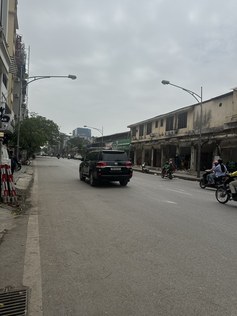 Bán nhà Lê Duẩn - diện tích 228m2 2 tầng - Lô góc, 3 mặt thoáng - giá 76 tỷ