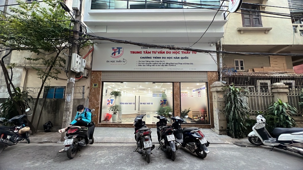 Bán nhà Khuất Duy Tiến - diện tích 64m2 9 tầng - Ô tô tránh - giá 42 tỷ