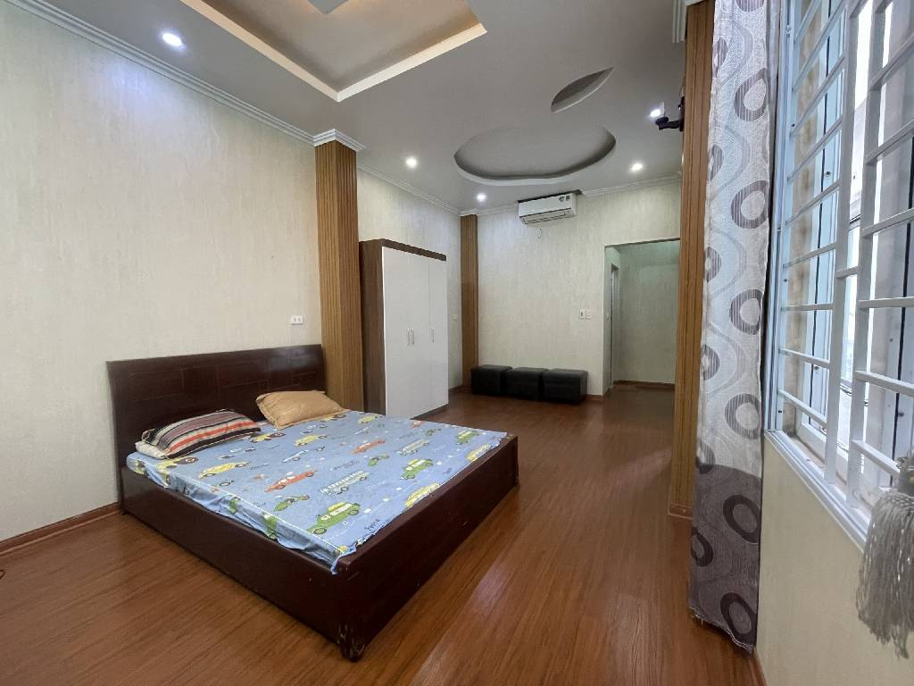 Bán nhà Hòa Bình 4 - diện tích 59m2 4 tầng - Ô Tô CÁCH 3M - giá 9,3 tỷ