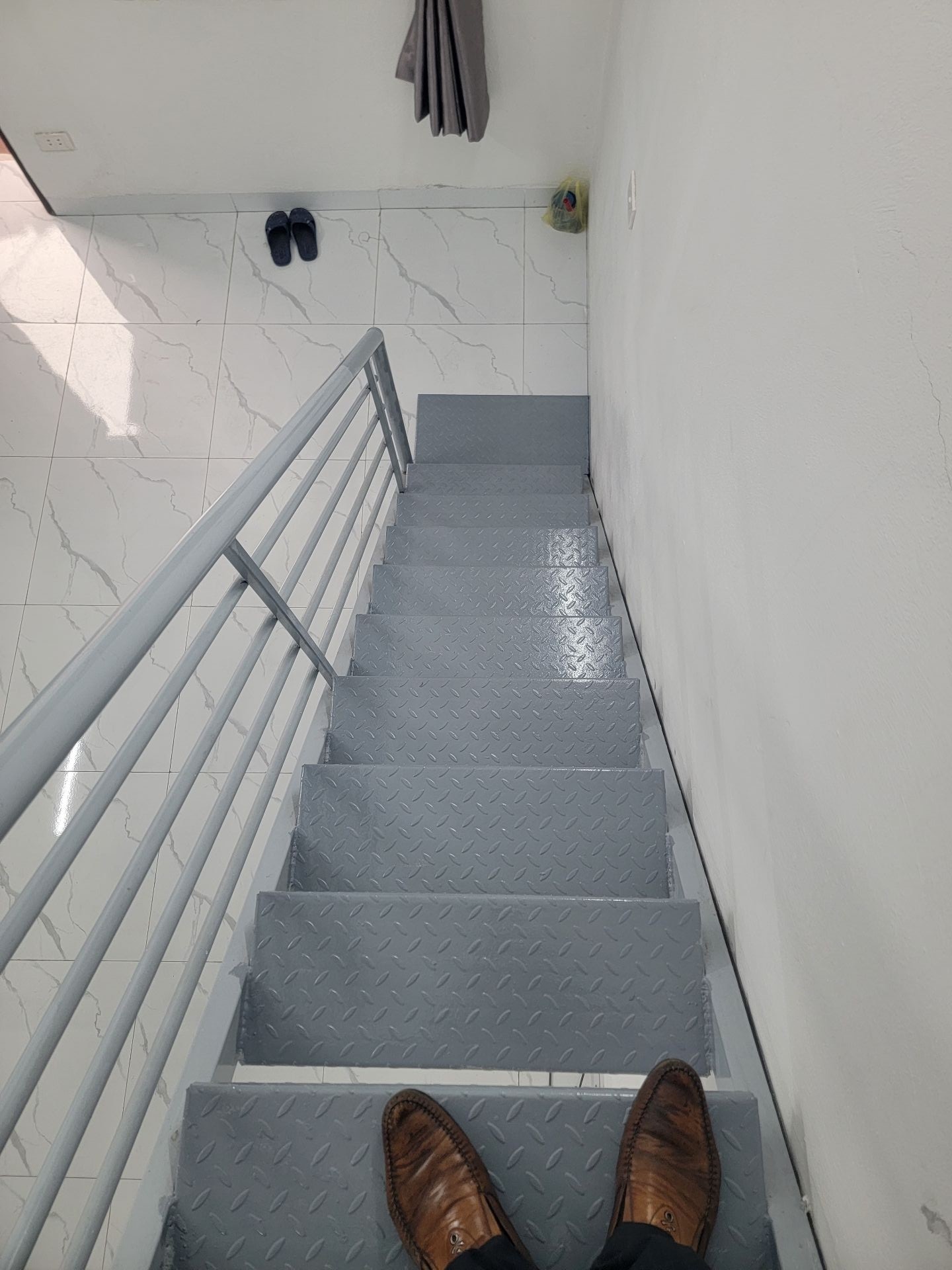 Bán nhà Lĩnh Nam - diện tích 34m2 1 tầng - Lô góc, ô tô vào nhà - giá 7,7 tỷ