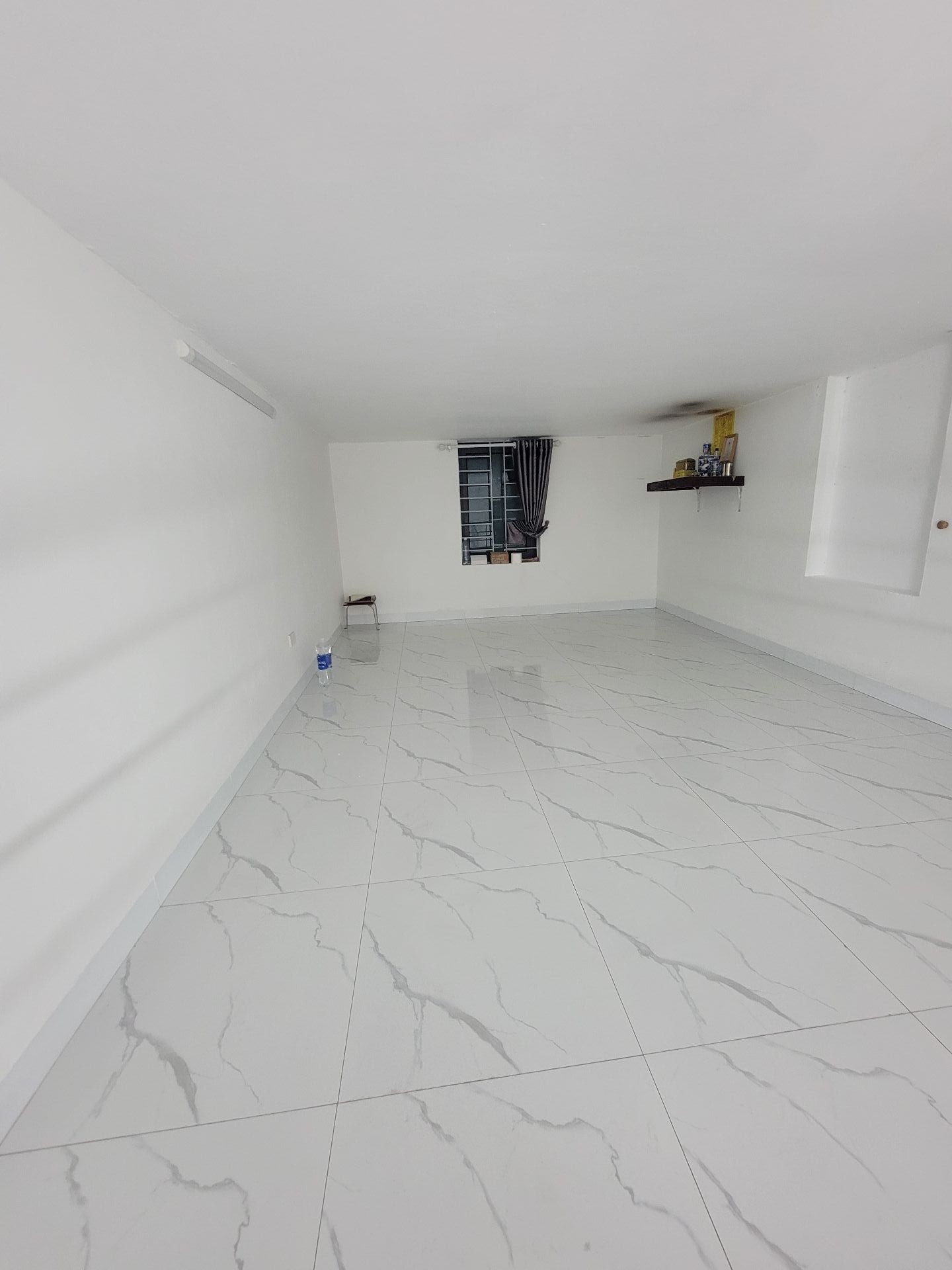 Bán nhà Lĩnh Nam - diện tích 34m2 1 tầng - Lô góc, ô tô vào nhà - giá 7,7 tỷ