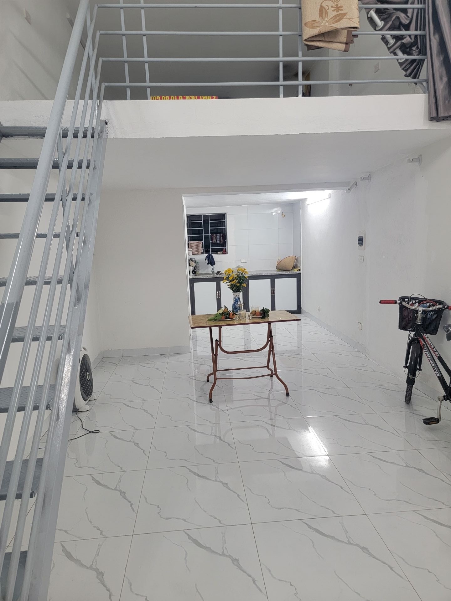 Bán nhà Lĩnh Nam - diện tích 34m2 1 tầng - Lô góc, ô tô vào nhà - giá 7,7 tỷ