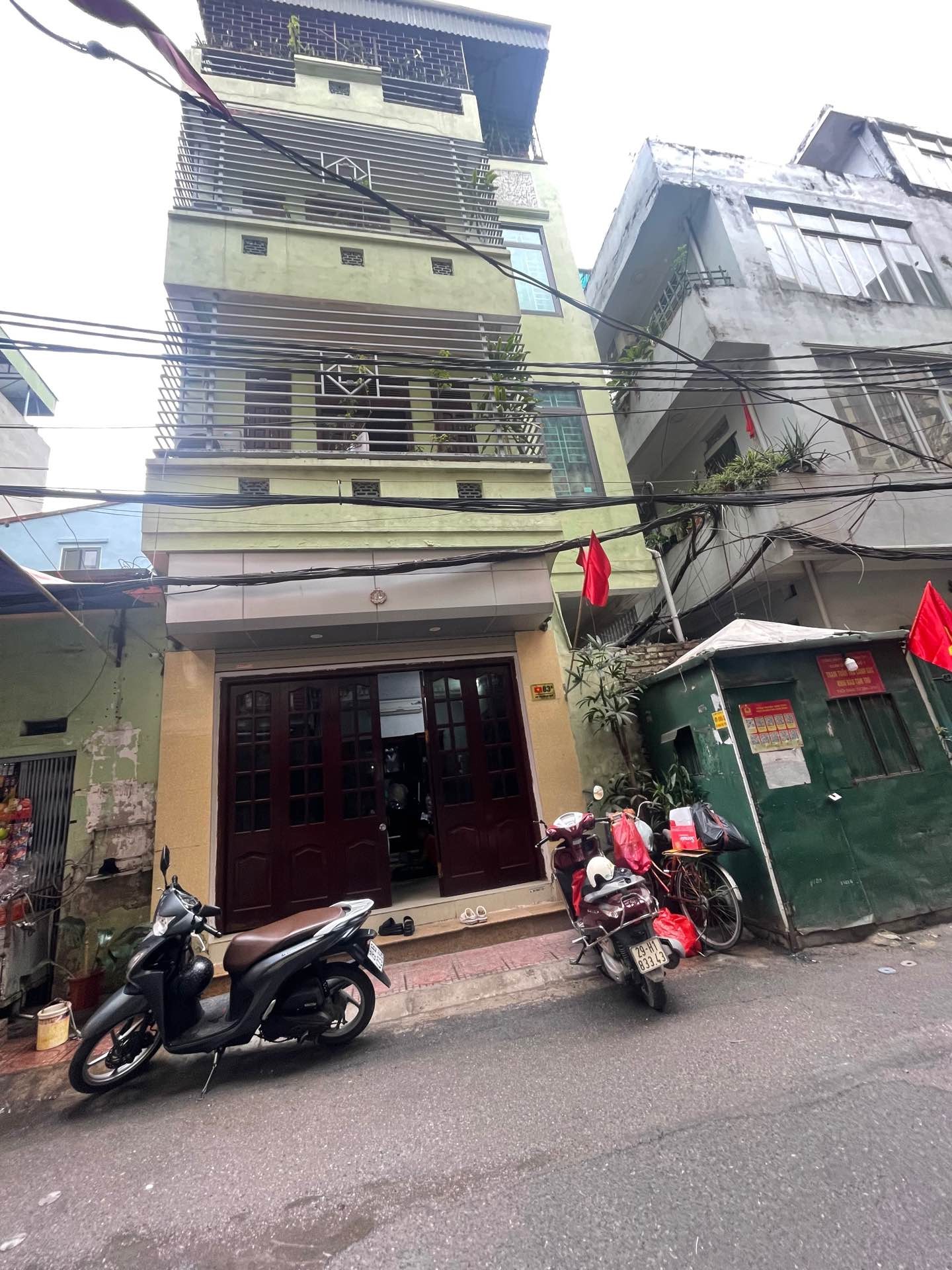 Bán nhà Kim Ngưu - diện tích 45m2 4 tầng - ô tô qua nhà - giá 9,6 tỷ