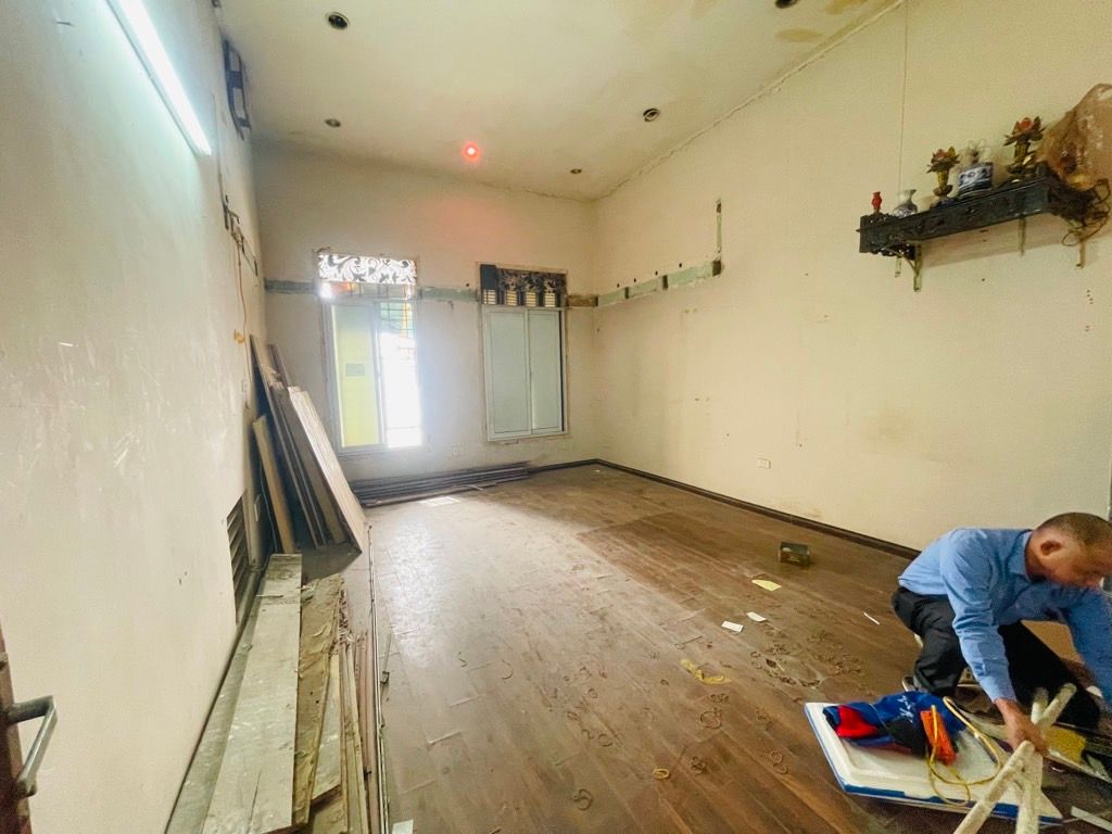 Bán nhà Trần Nhân Tông - diện tích 26m2 1 tầng - Căn hộ tập thể - giá 9,6 tỷ