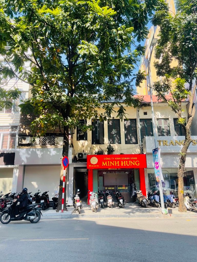 Bán nhà Trần Nhân Tông - diện tích 26m2 1 tầng - Căn hộ tập thể - giá 9,6 tỷ