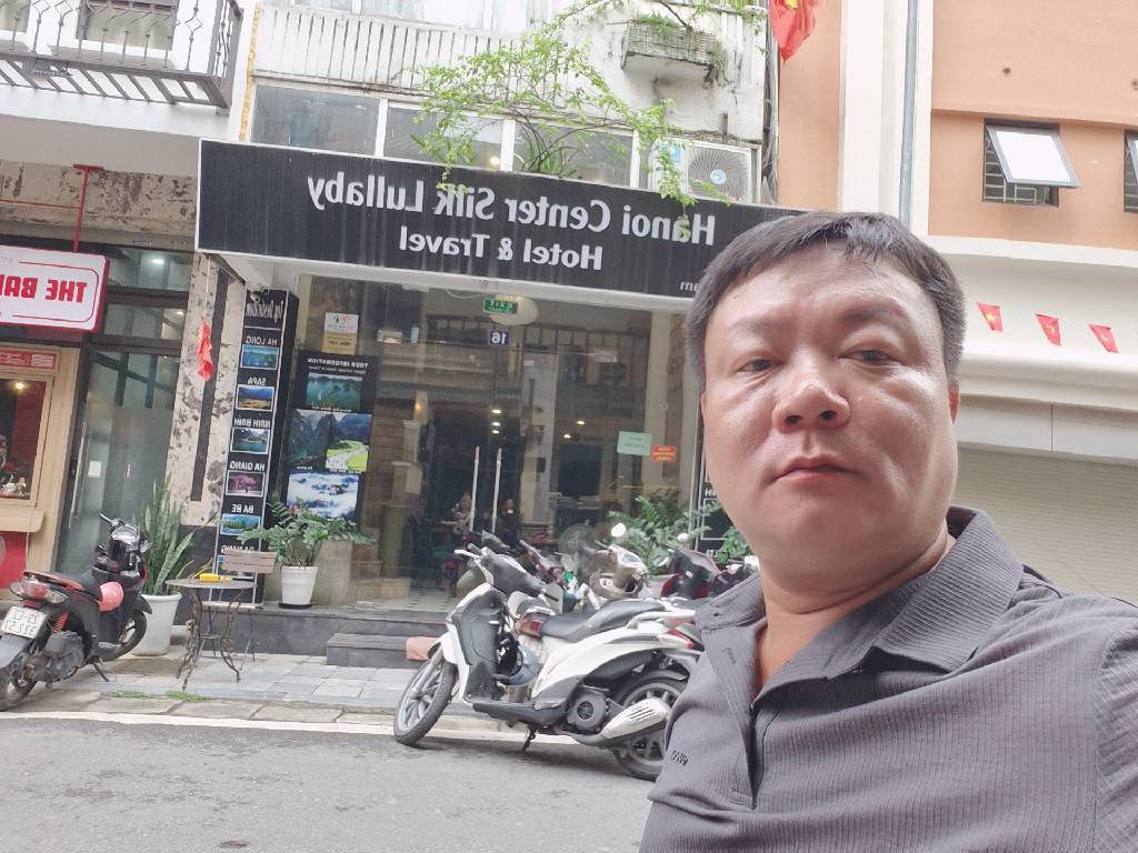 Bán nhà Ngõ Trạm - diện tích 71m2 7 tầng - Khách sạn 7 tầng cho thuê 70tr/tháng - giá 68 tỷ