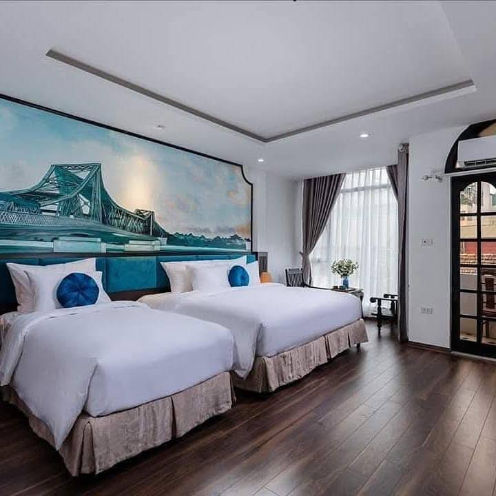 Bán nhà Ngõ Trạm - diện tích 71m2 7 tầng - Khách sạn 7 tầng cho thuê 70tr/tháng - giá 68 tỷ