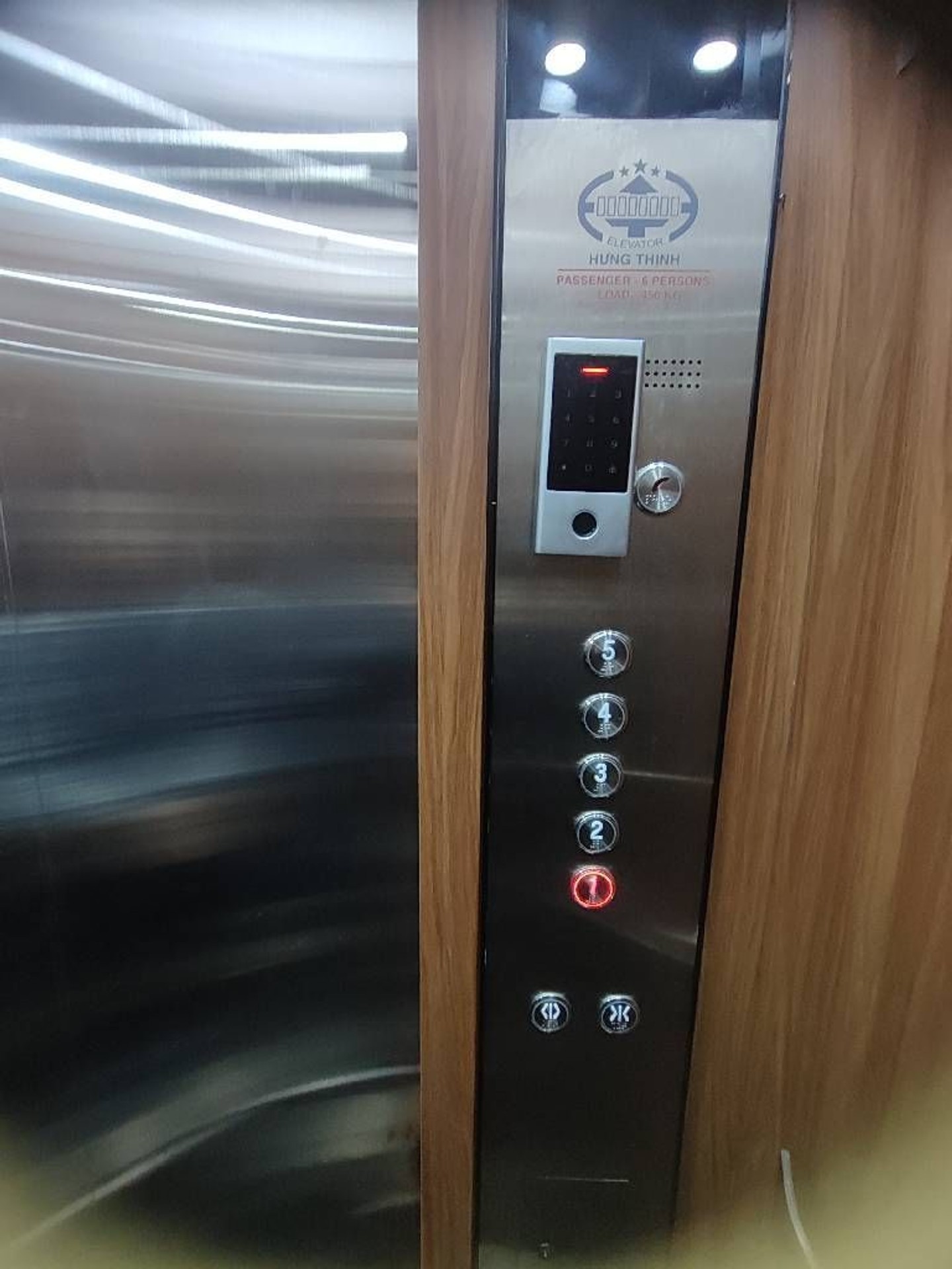 Bán nhà Minh Khai - diện tích 78m2 6 tầng - Hai mặt thoáng - giá 14,5 tỷ