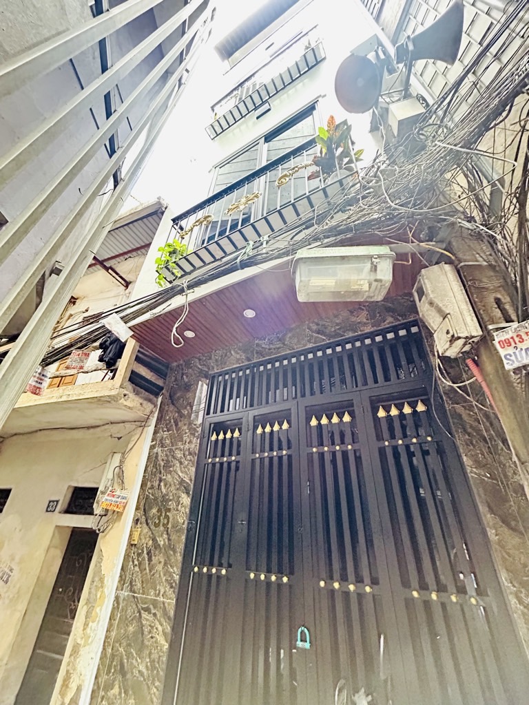 Bán nhà Ngõ Thông Phong - diện tích 40m2 4 tầng - Mặt ngách gần phố - giá 8,9 tỷ
