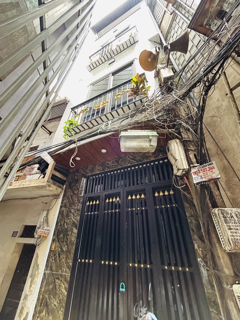 Bán nhà Ngõ Thông Phong - diện tích 40m2 4 tầng - Mặt ngách gần phố - giá 8,9 tỷ