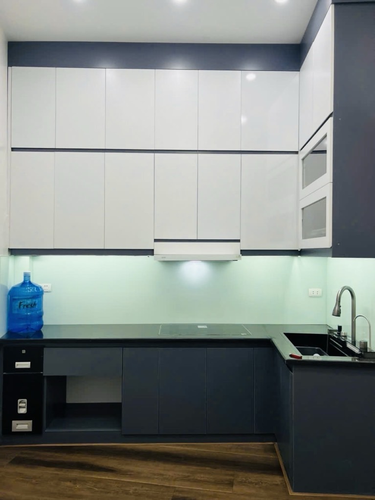 Bán nhà Ngõ Thông Phong - diện tích 40m2 4 tầng - Mặt ngách gần phố - giá 8,9 tỷ