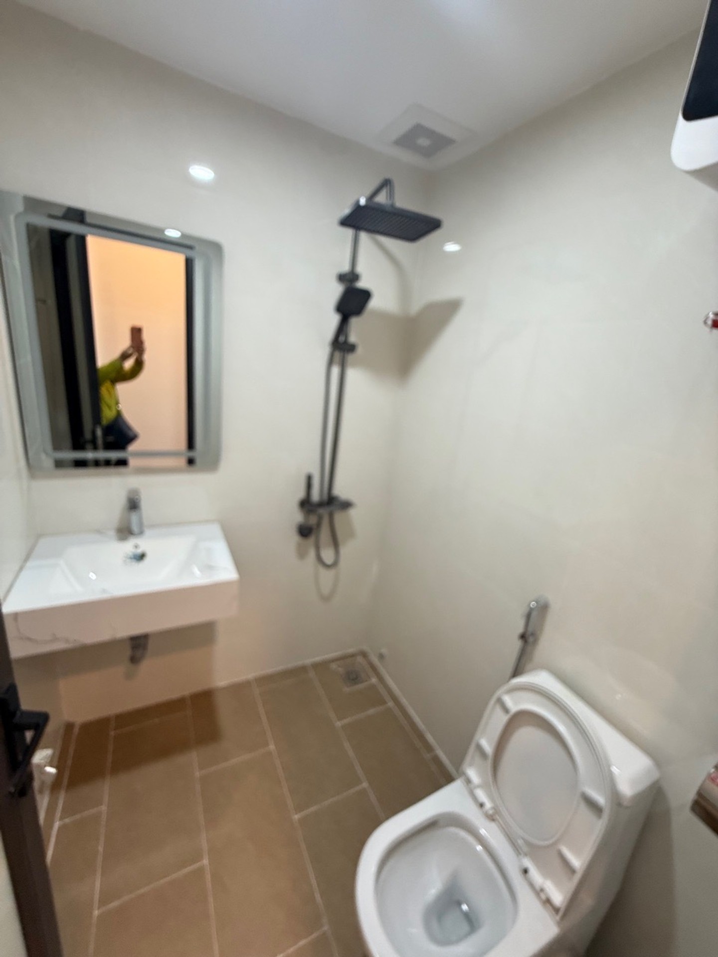 Bán nhà Dương Văn Bé - diện tích 30m2 5 tầng - Thang máy - giá 11,8 tỷ