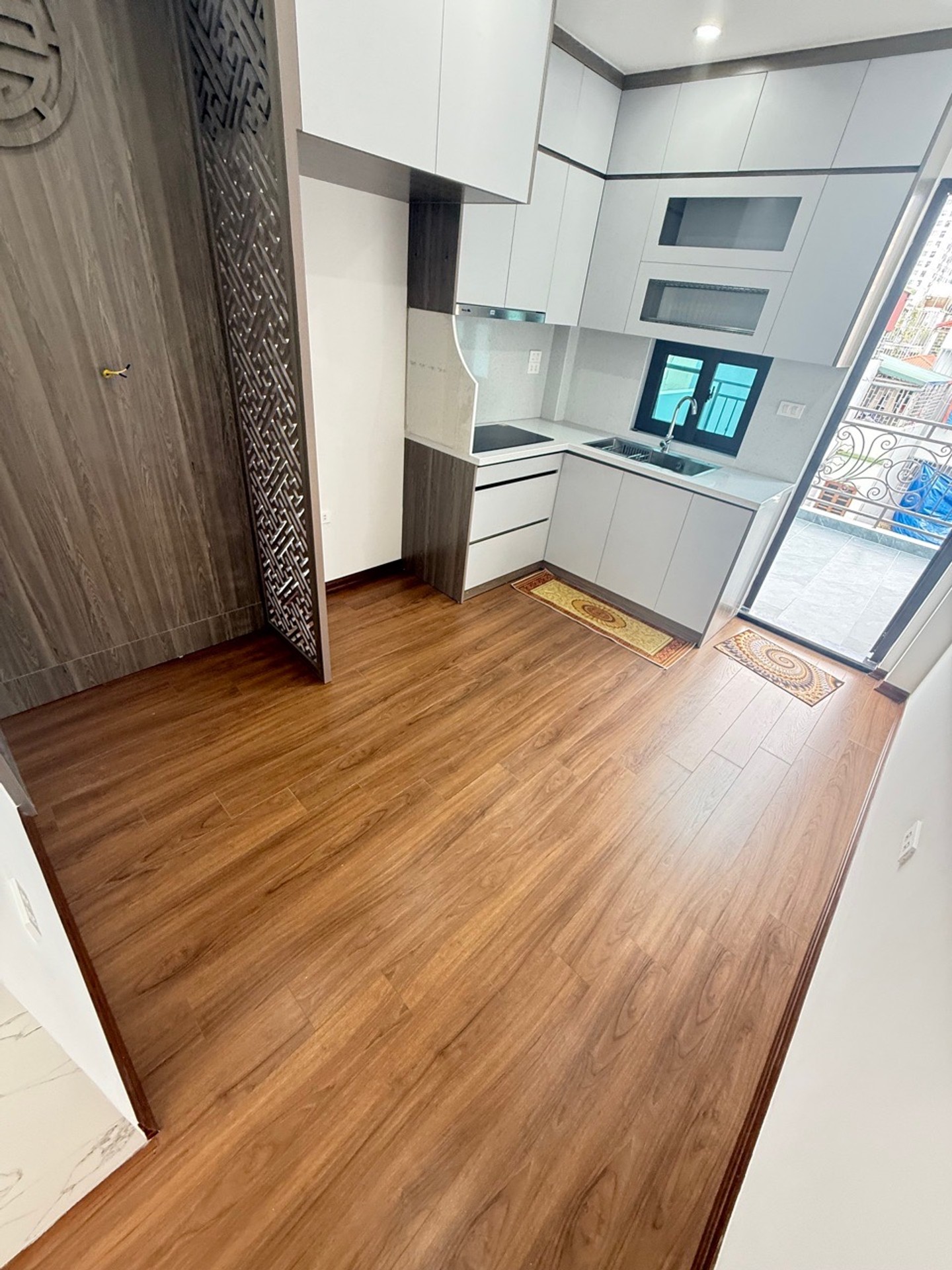 Bán nhà Dương Văn Bé - diện tích 30m2 5 tầng - Thang máy - giá 11,8 tỷ