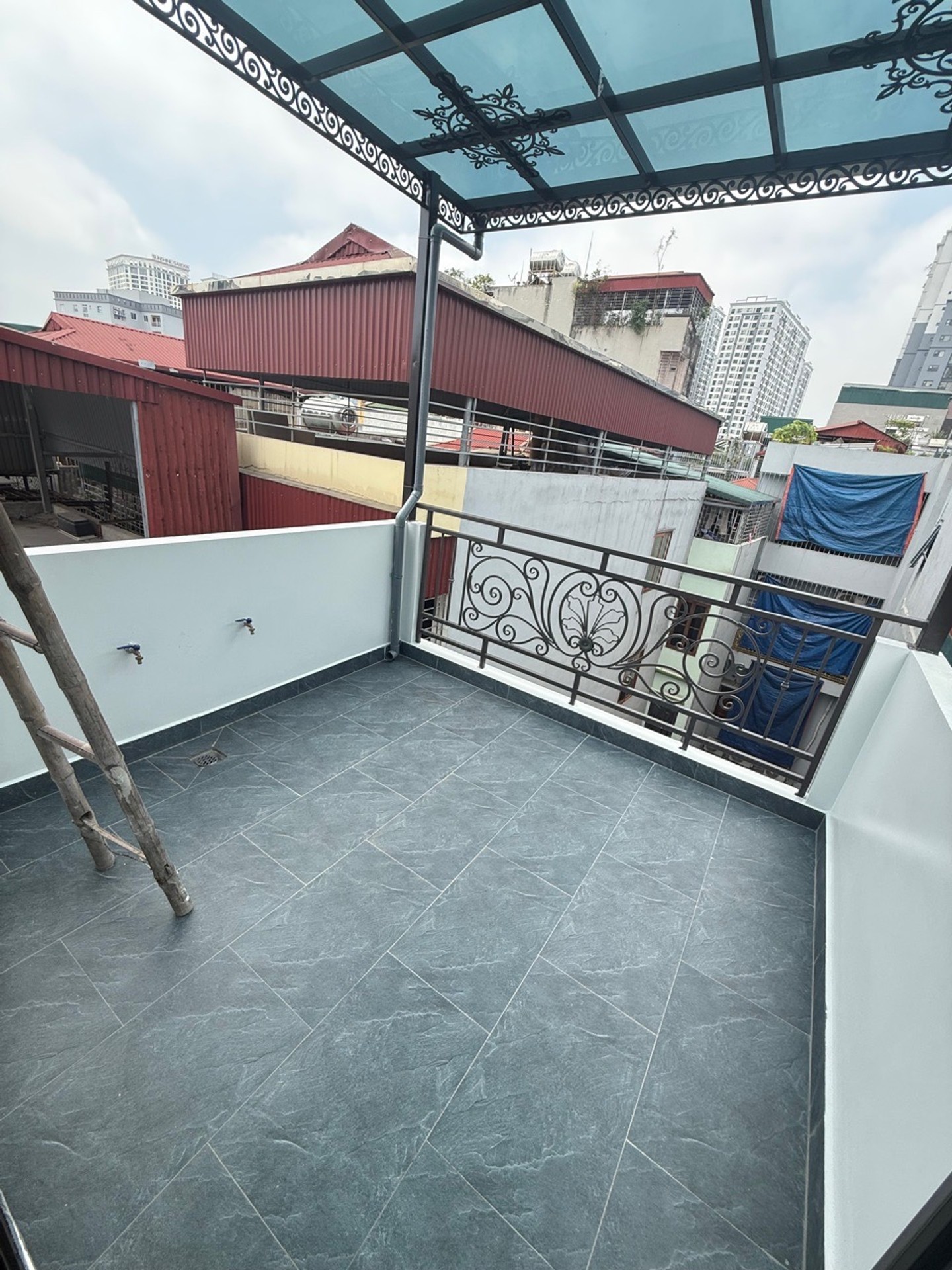 Bán nhà Dương Văn Bé - diện tích 30m2 5 tầng - Thang máy - giá 11,8 tỷ