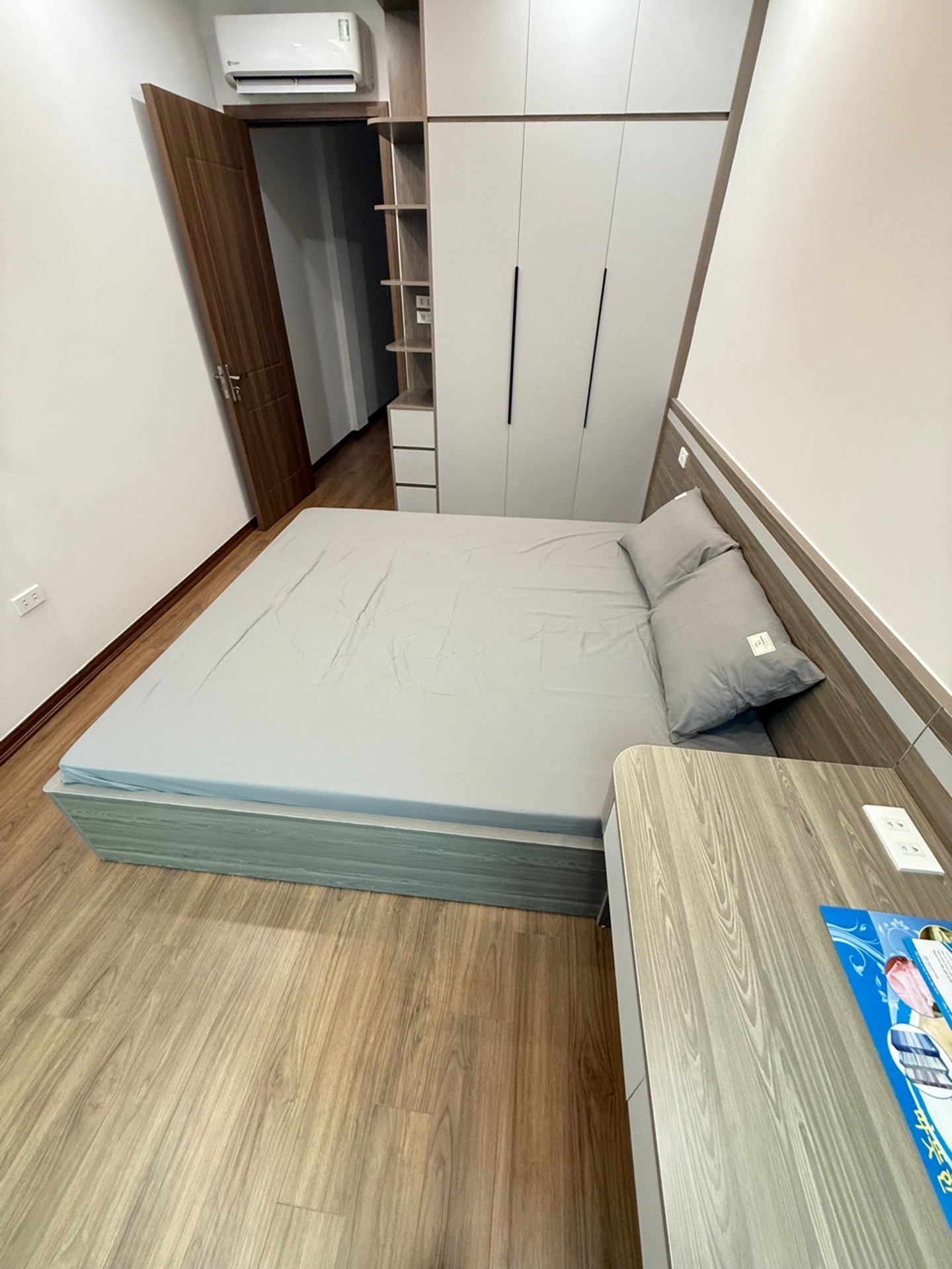 Bán nhà Dương Văn Bé - diện tích 30m2 5 tầng - Thang máy - giá 11,8 tỷ