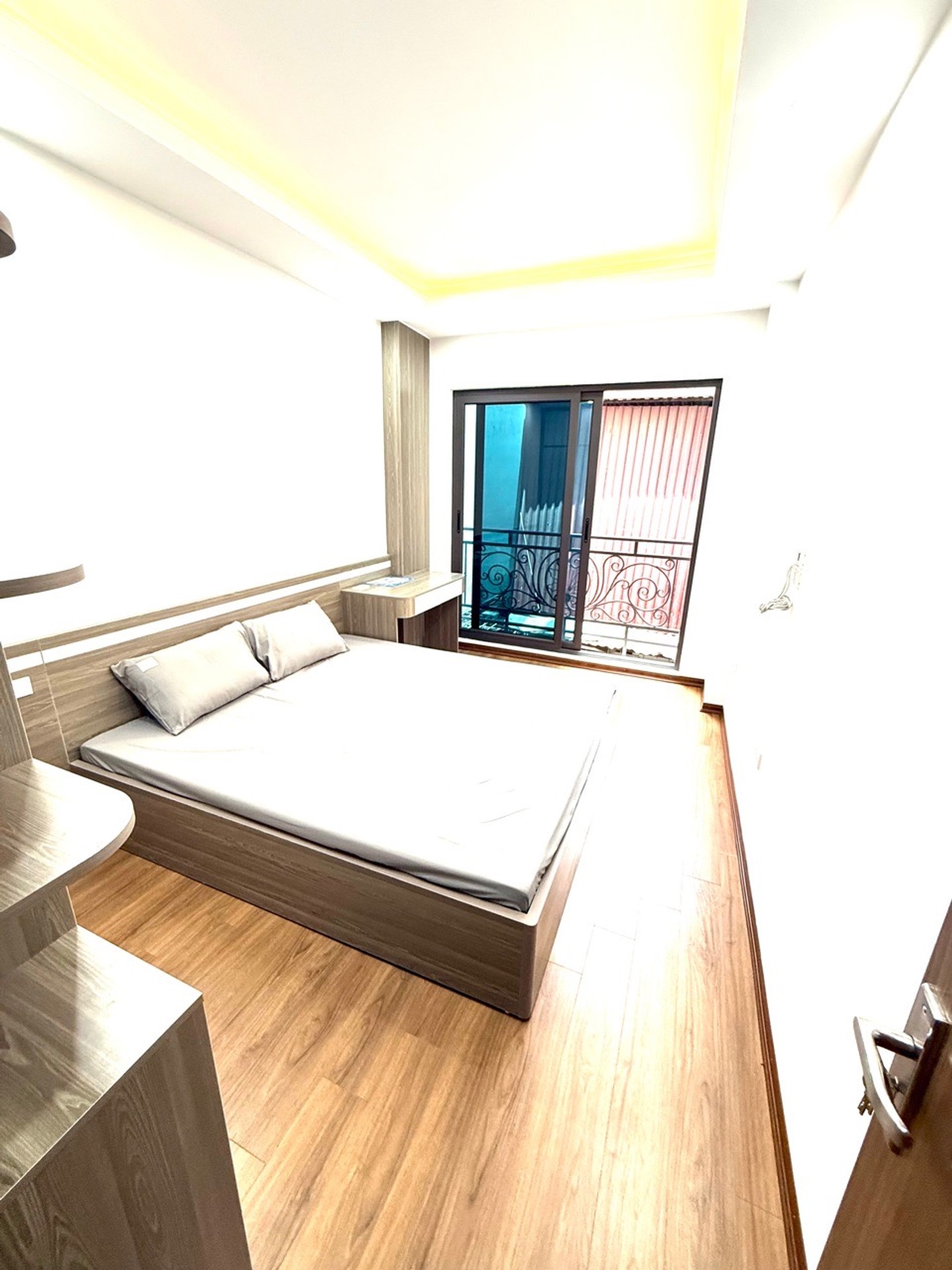 Bán nhà Dương Văn Bé - diện tích 30m2 5 tầng - Thang máy - giá 11,8 tỷ