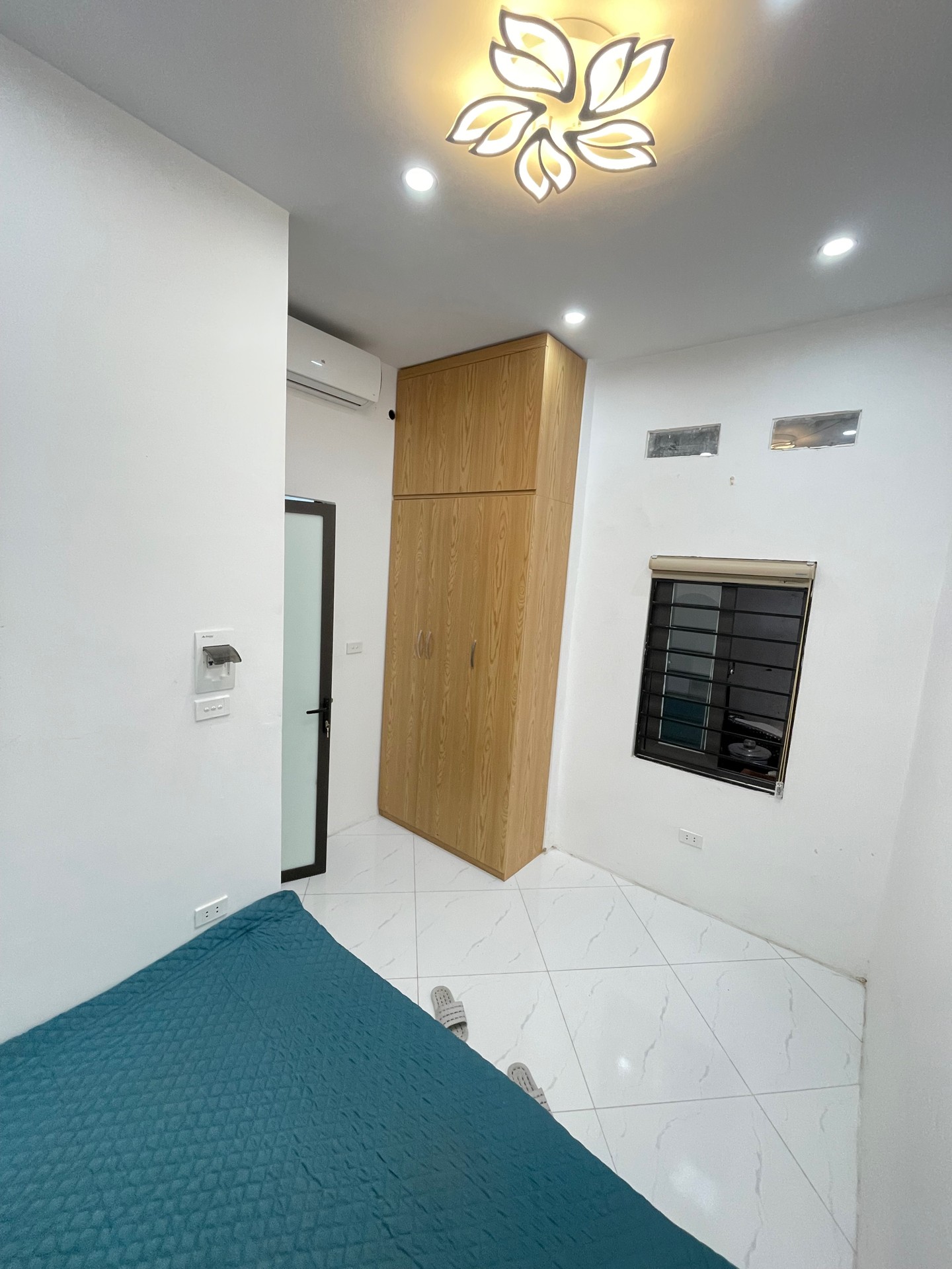 Bán nhà Trần Cao Vân - diện tích 13m2 4 tầng - Lô góc - giá 3,9 tỷ