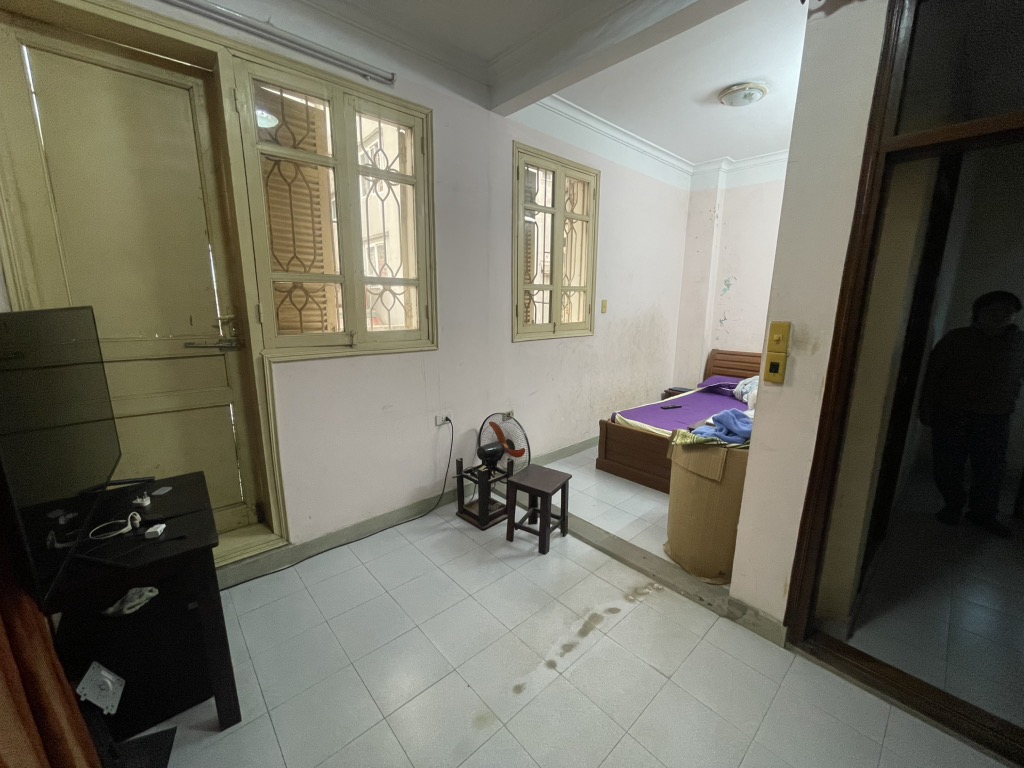 Bán nhà Tân Mai - diện tích 115m2 3 tầng - Mặt phố, 2 mặt ngõ - giá 31,8 tỷ