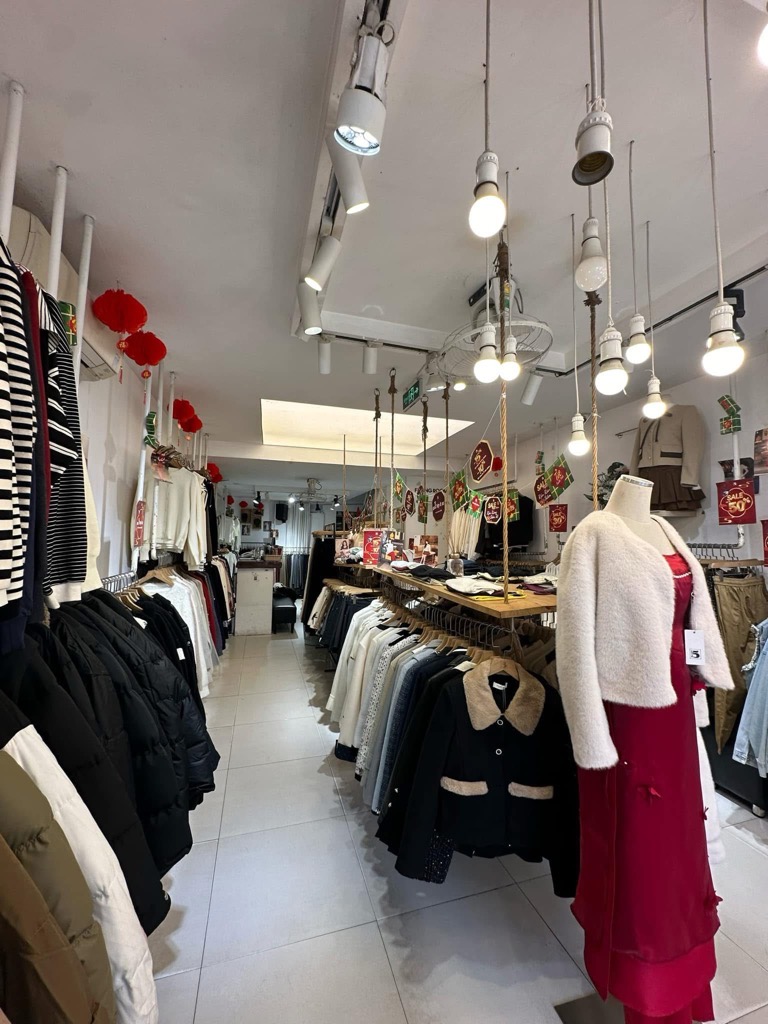 Bán nhà Đại La - diện tích 84m2 2 tầng - Nhà 2 tầng xác định bán đất - giá 34 tỷ