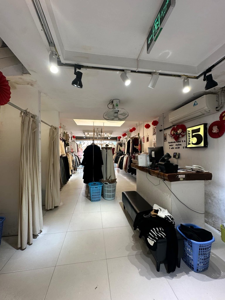 Bán nhà Đại La - diện tích 84m2 2 tầng - Nhà 2 tầng xác định bán đất - giá 34 tỷ