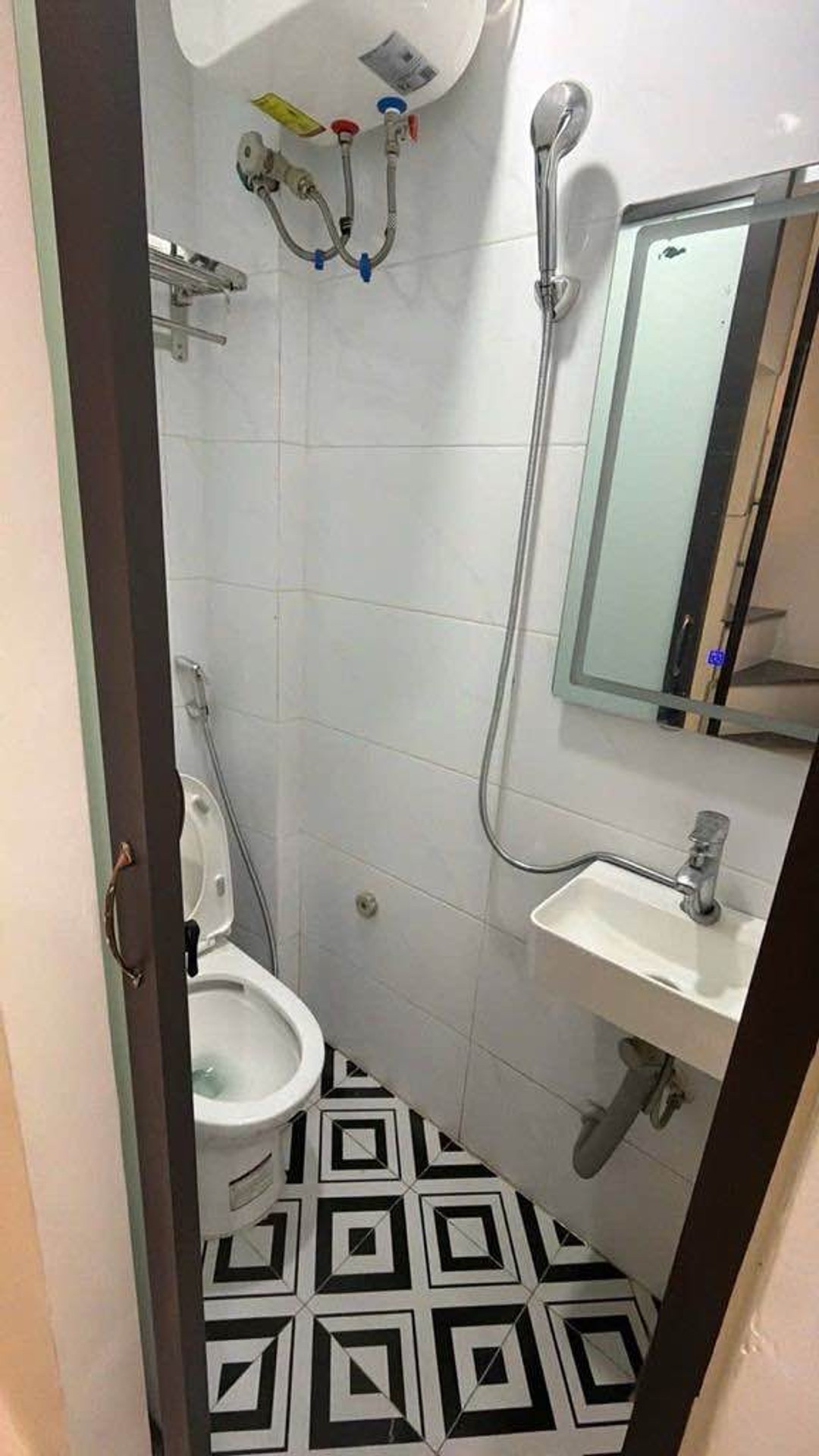 Bán nhà Bùi Ngọc Dương - diện tích 13m2 4 tầng - Cực hiếm - giá 2,4 tỷ