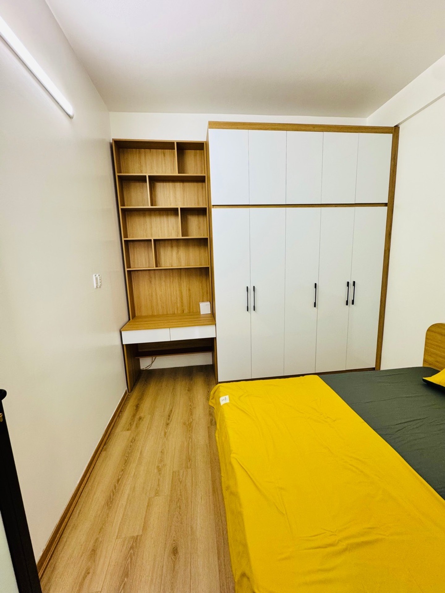 Bán nhà Giải Phóng - diện tích 35m2 7 tầng - Căn hộ chung cư sổ đỏ riêng lâu dài - giá 2,9 tỷ