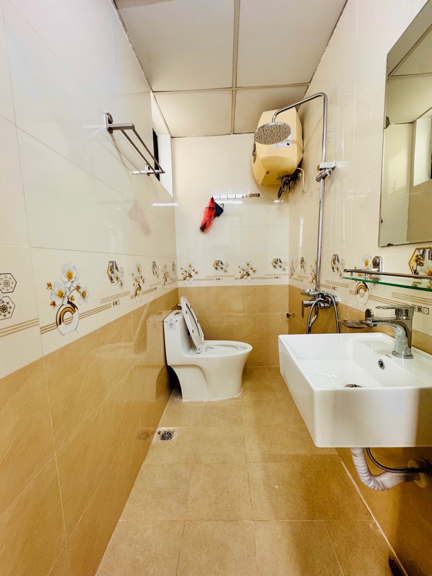 Bán nhà Giải Phóng - diện tích 35m2 7 tầng - Căn hộ chung cư sổ đỏ riêng lâu dài - giá 2,9 tỷ