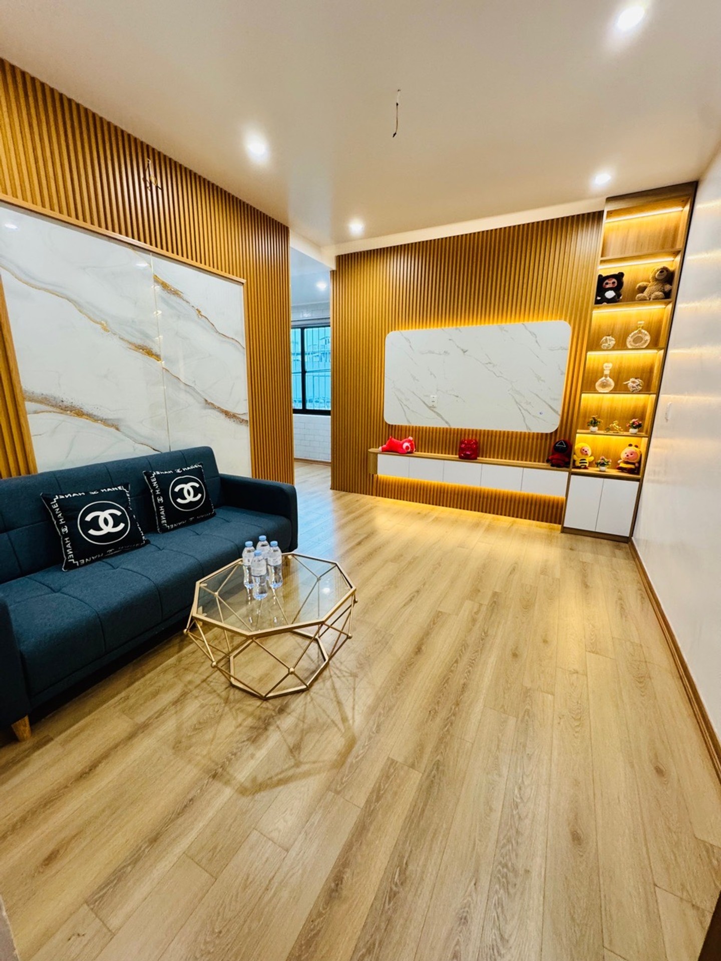 Bán nhà Giải Phóng - diện tích 35m2 7 tầng - Căn hộ chung cư sổ đỏ riêng lâu dài - giá 2,9 tỷ