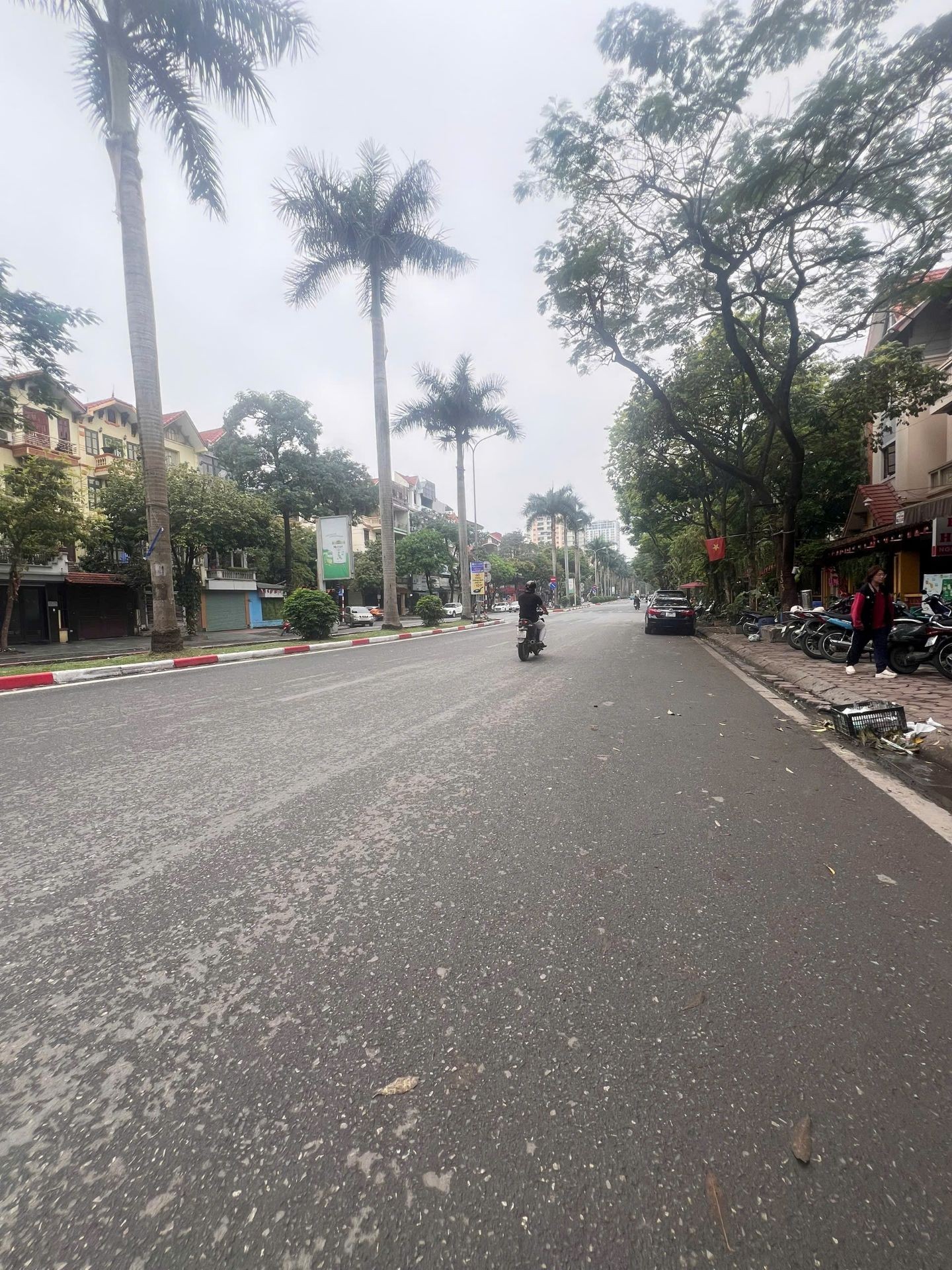 Bán nhà Đức Thượng - diện tích 82m2 2 tầng - Ô TÔ TRÁNH - giá 26,8 tỷ