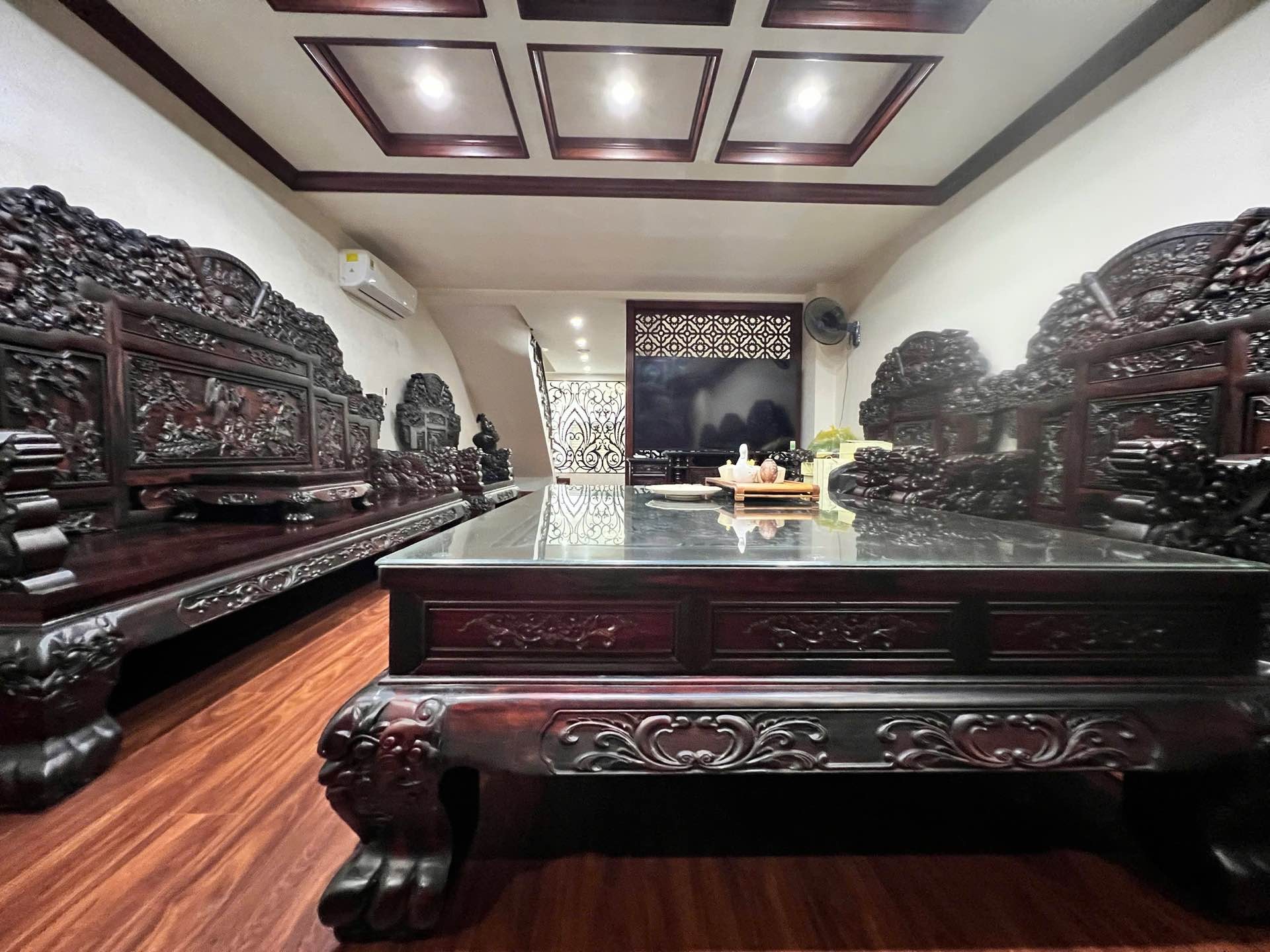 Bán nhà Bùi Huy Bích - diện tích 90m2 7 tầng - Phân lô liền kề - giá 36 tỷ