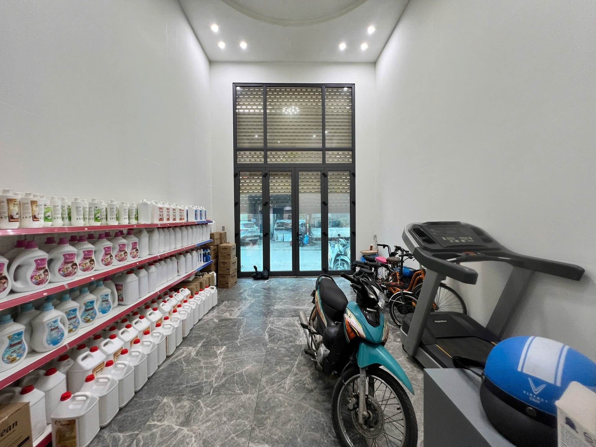 Bán nhà Bùi Huy Bích - diện tích 90m2 7 tầng - Phân lô liền kề - giá 36 tỷ