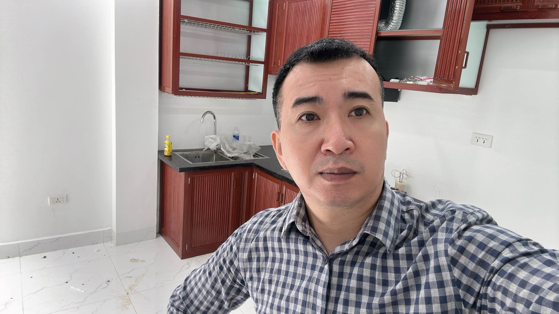 Bán nhà Lạc Nghiệp - diện tích 14m2 3 tầng - Nhà đẹp, khách mua chỉ xách vali quần áo đến ở - giá 2,2 tỷ