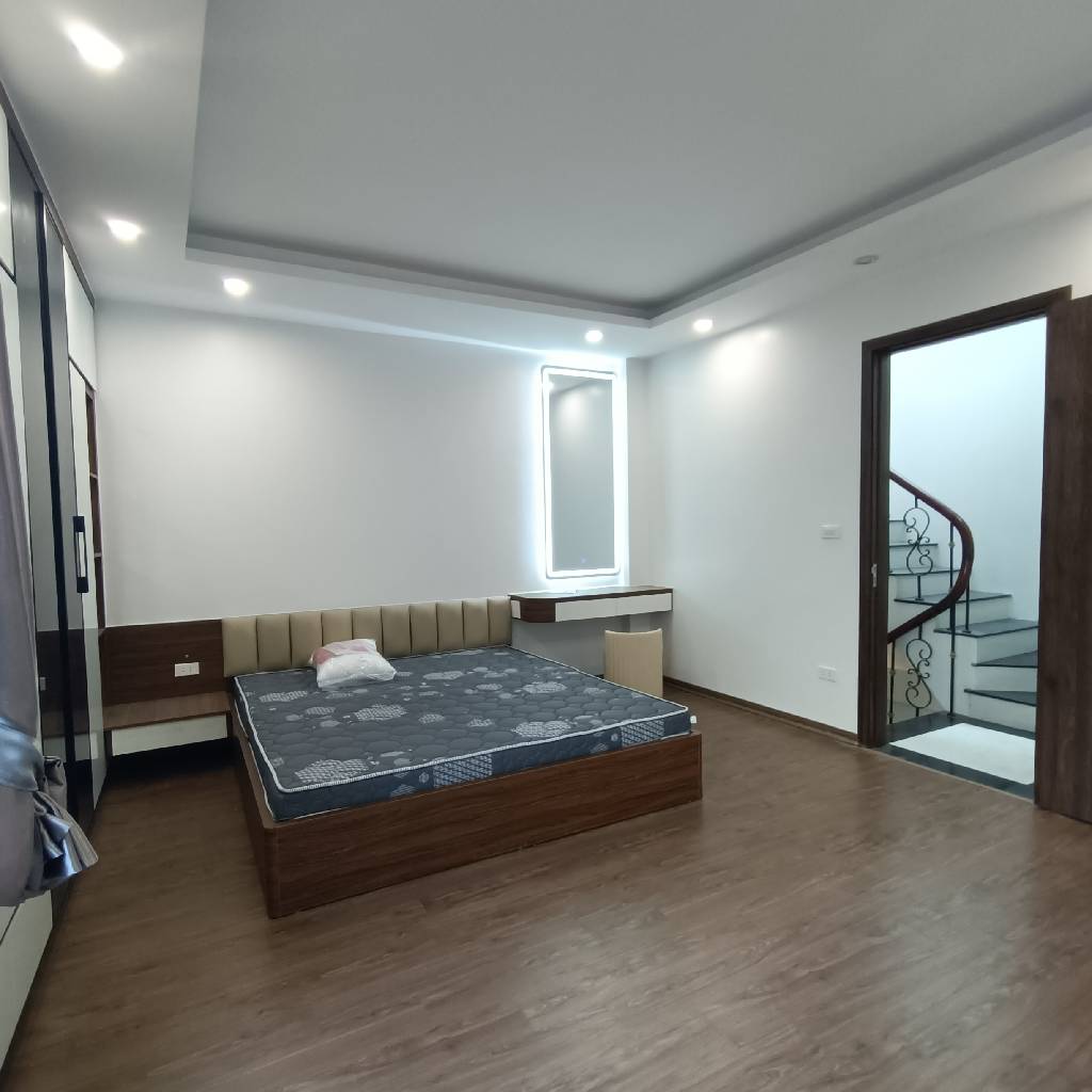 Bán nhà Dương Văn Bé - diện tích 33m2 5 tầng - Full đồ - giá 8,2 tỷ