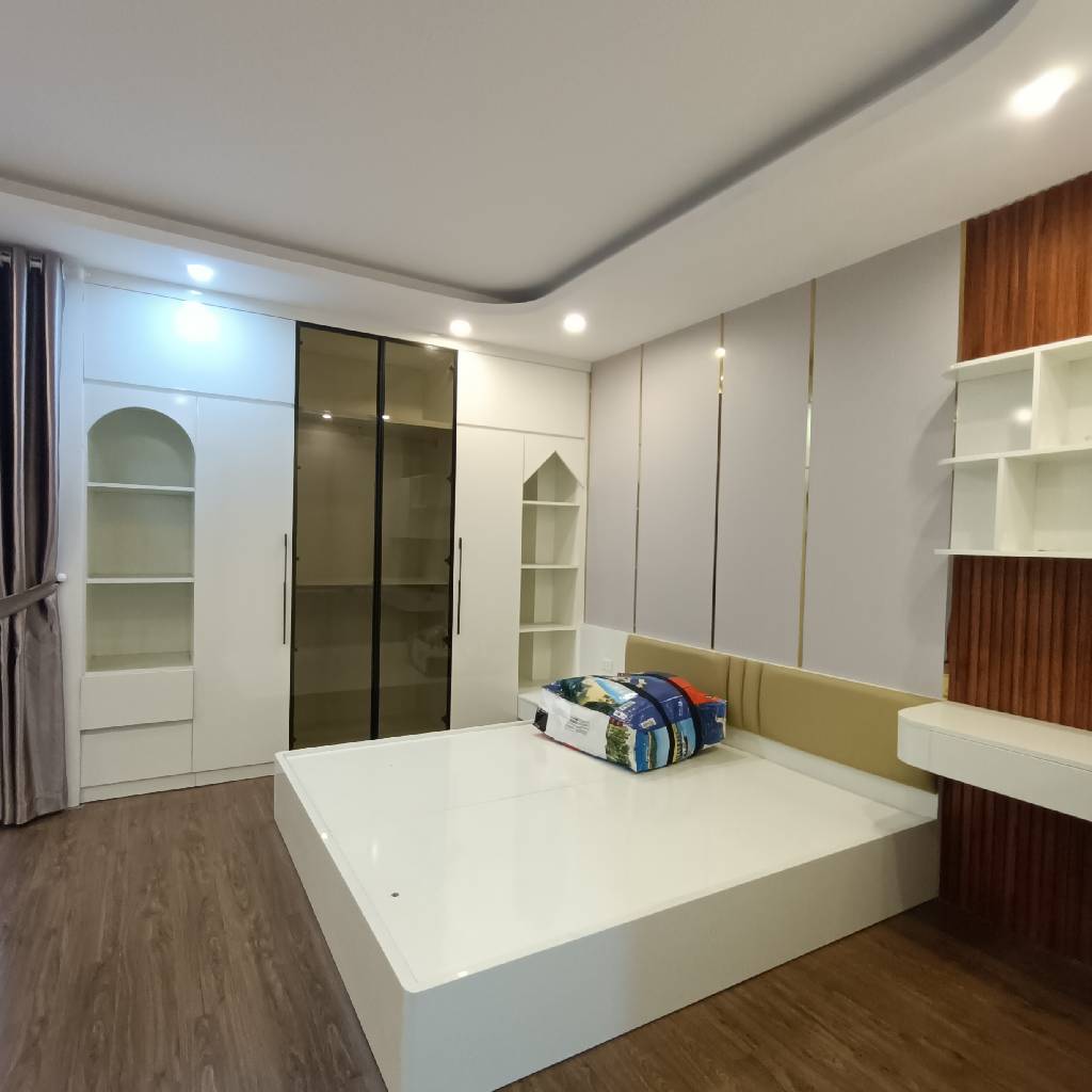 Bán nhà Dương Văn Bé - diện tích 33m2 5 tầng - Full đồ - giá 8,2 tỷ