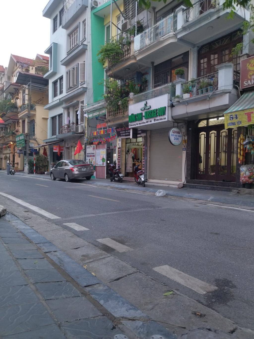 Bán nhà Lương Yên - diện tích 47m2 1 tầng - Nhà cấp 4 - giá 9,6 tỷ