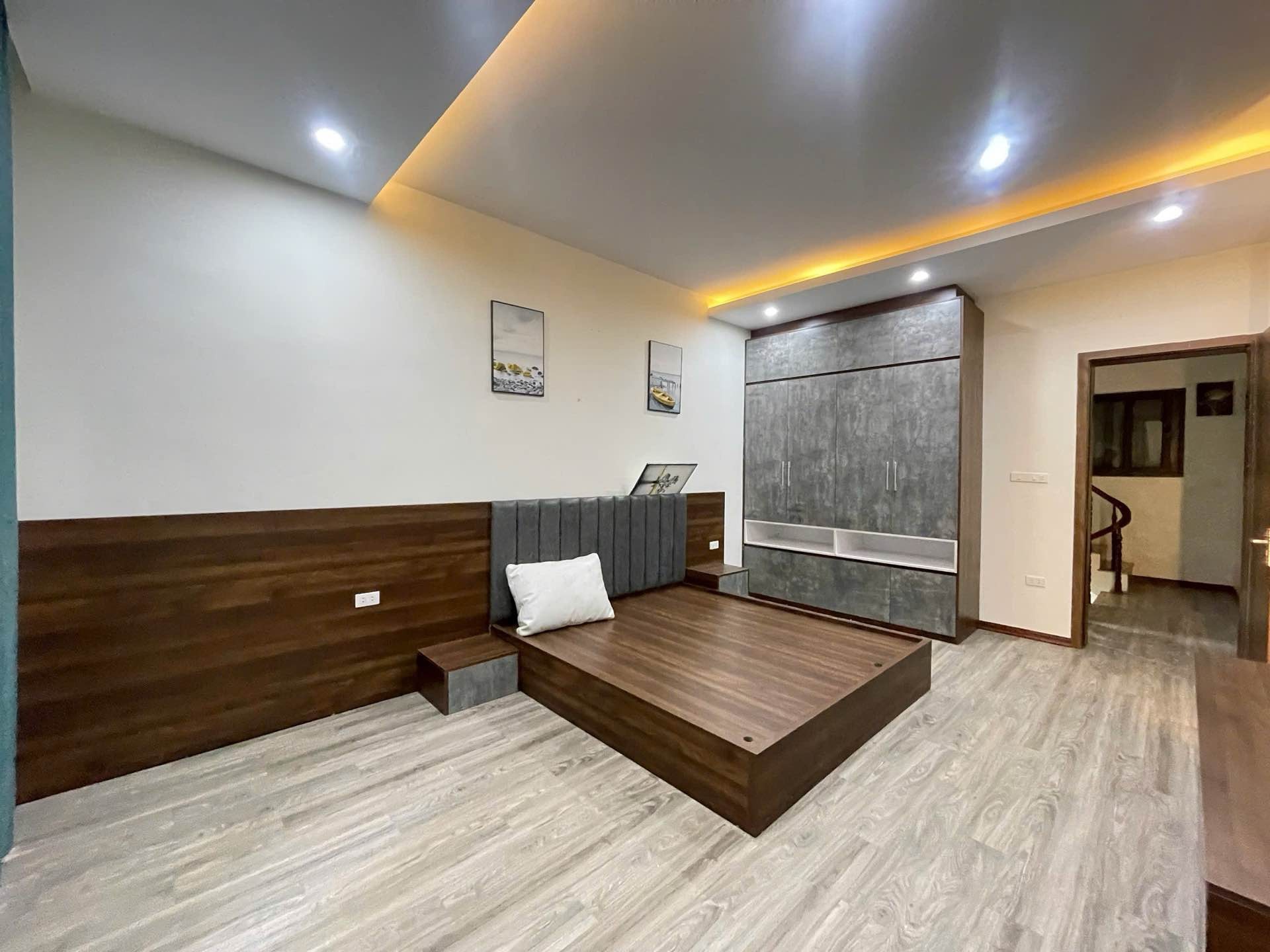 Bán nhà Tương Mai - diện tích 46m2 4 tầng - Ngõ thông chỉ 10m ra phố - giá 13,8 tỷ