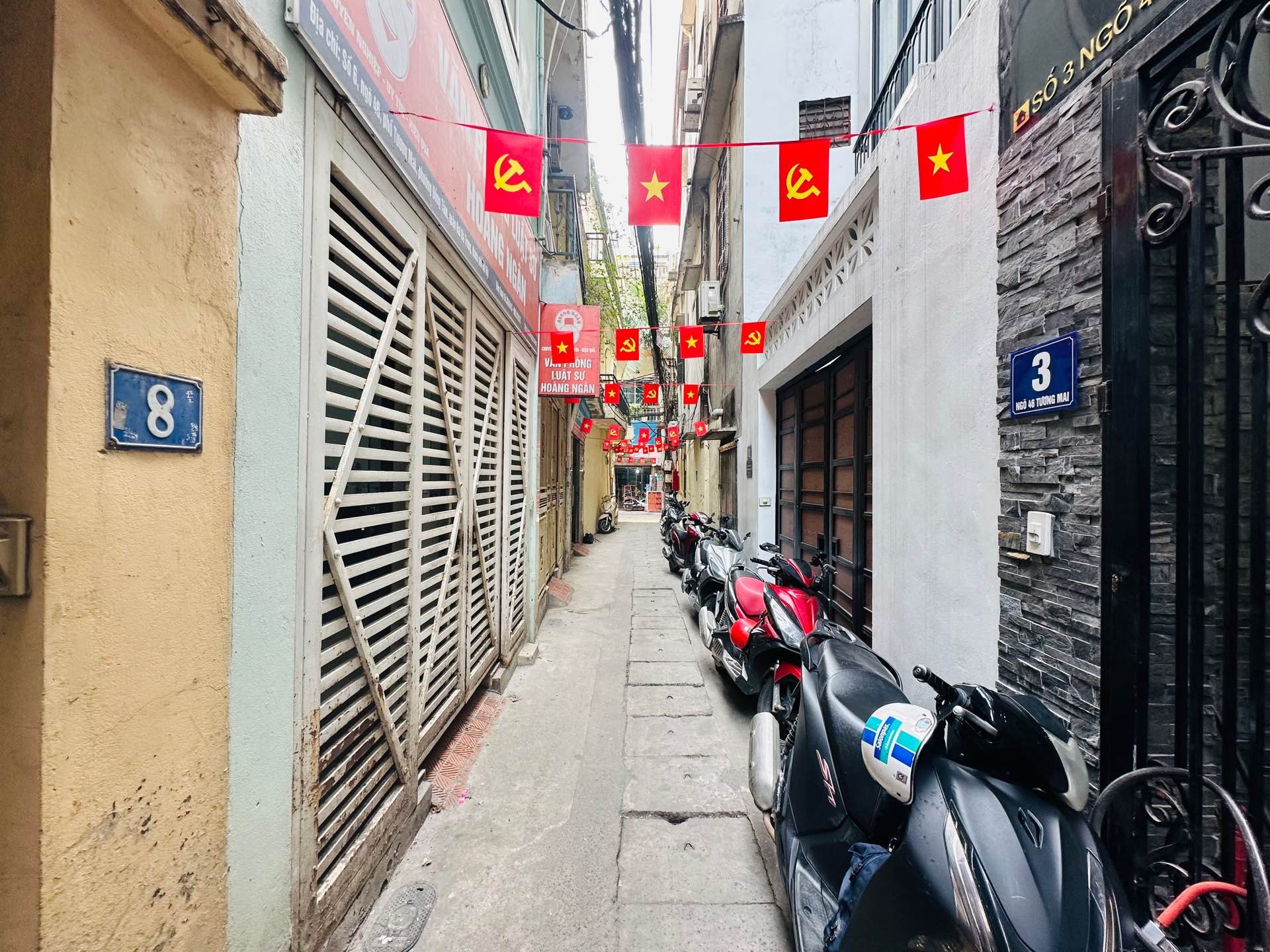 Bán nhà Tương Mai - diện tích 46m2 4 tầng - Ngõ thông chỉ 10m ra phố - giá 13,8 tỷ