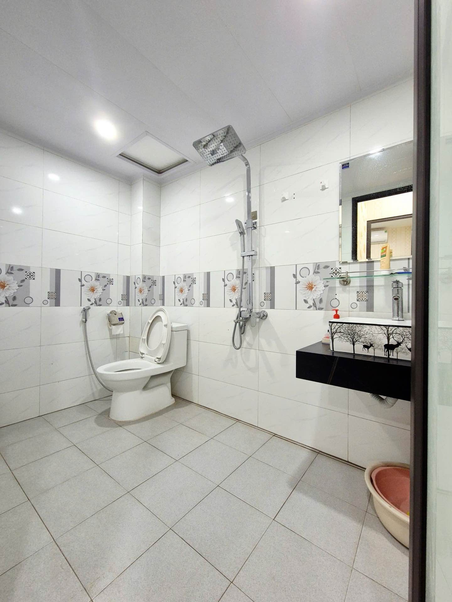 Bán nhà Đông Thiên - diện tích 30m2 2 tầng - Lô góc - giá 4,5 tỷ