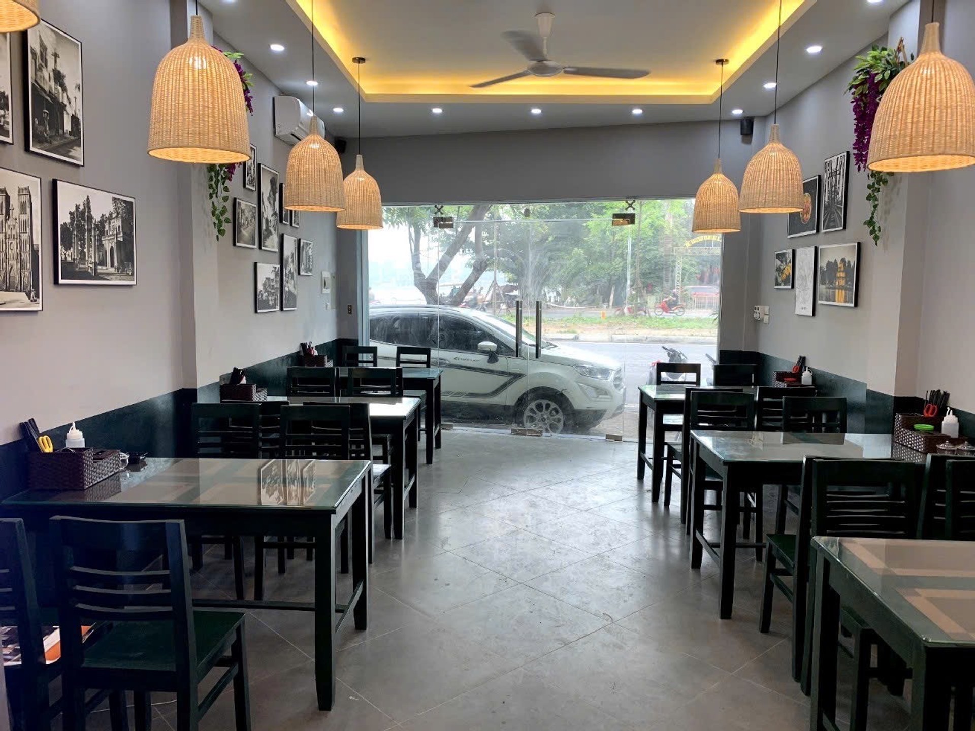 Bán nhà Đống Đa - diện tích 50m2 3 tầng - Mặt phố trung tâm, view hồ Hoàng Cầu - giá 26,5 tỷ