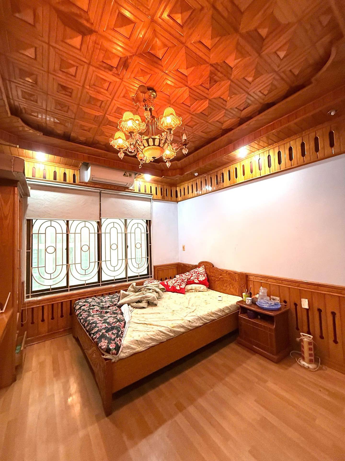 Bán nhà Đường Láng - diện tích 57.6m2 6 tầng - 2 mặt thoáng - giá 47,5 tỷ