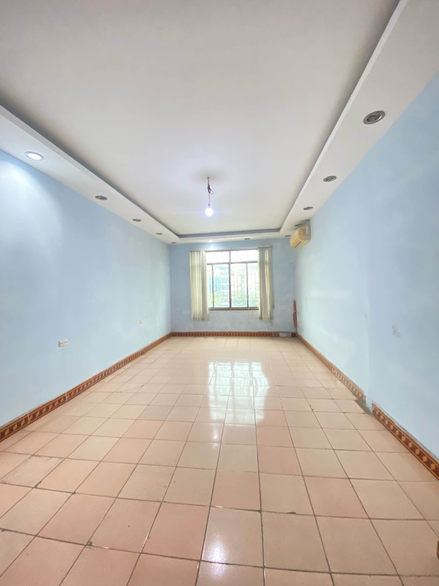 Bán nhà Đường Láng - diện tích 57.6m2 6 tầng - 2 mặt thoáng - giá 47,5 tỷ