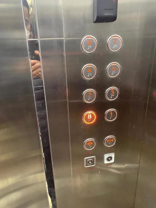 Bán nhà Hoàng Cầu - diện tích 240m2 9 tầng - Toà nhà 8 tầng nổi và 1 tầng hầm - giá 140 tỷ