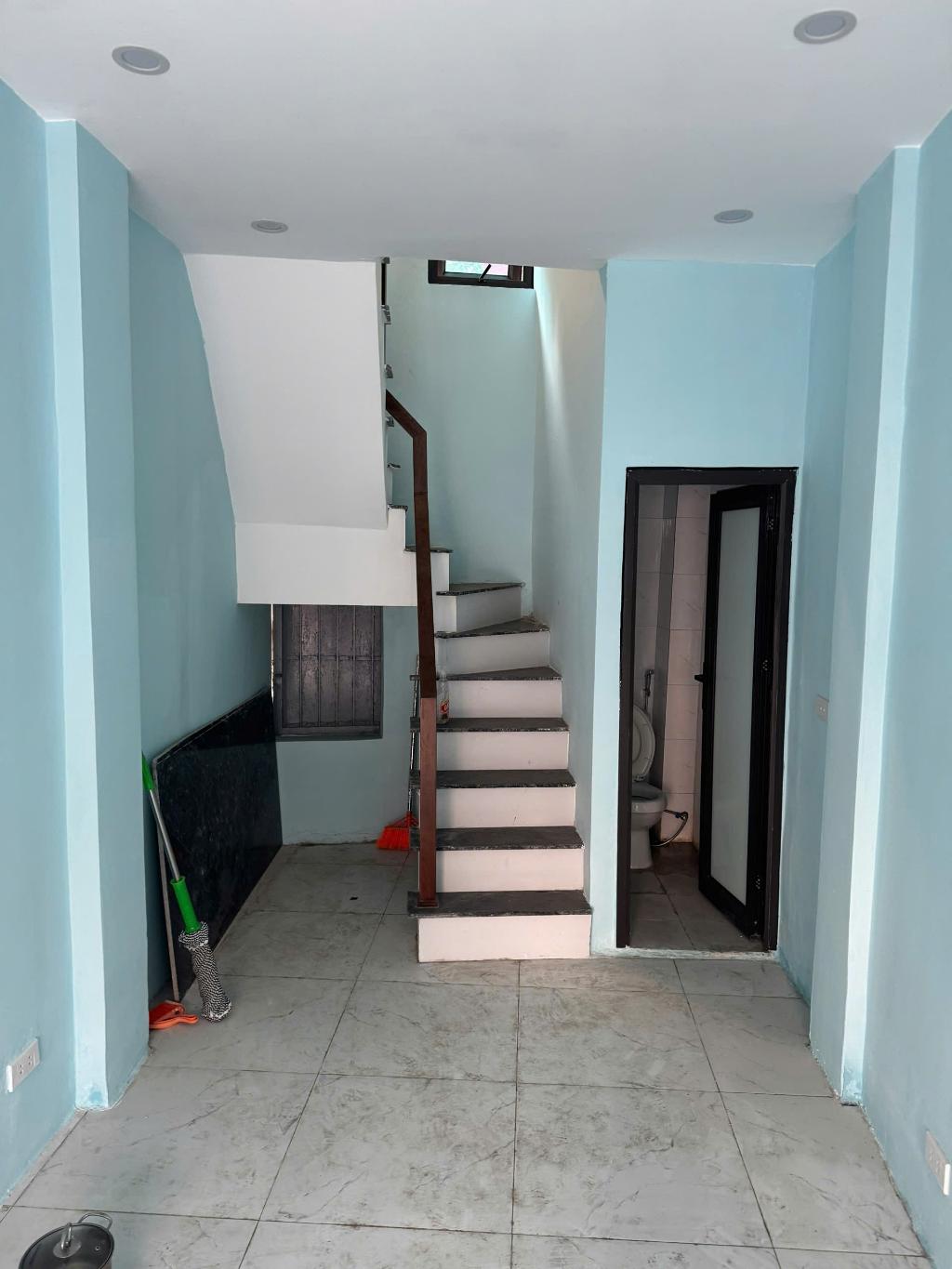 Bán nhà Lê Duẩn - diện tích 23m2 5 tầng - 2 mặt tiền - giá 6,5 tỷ