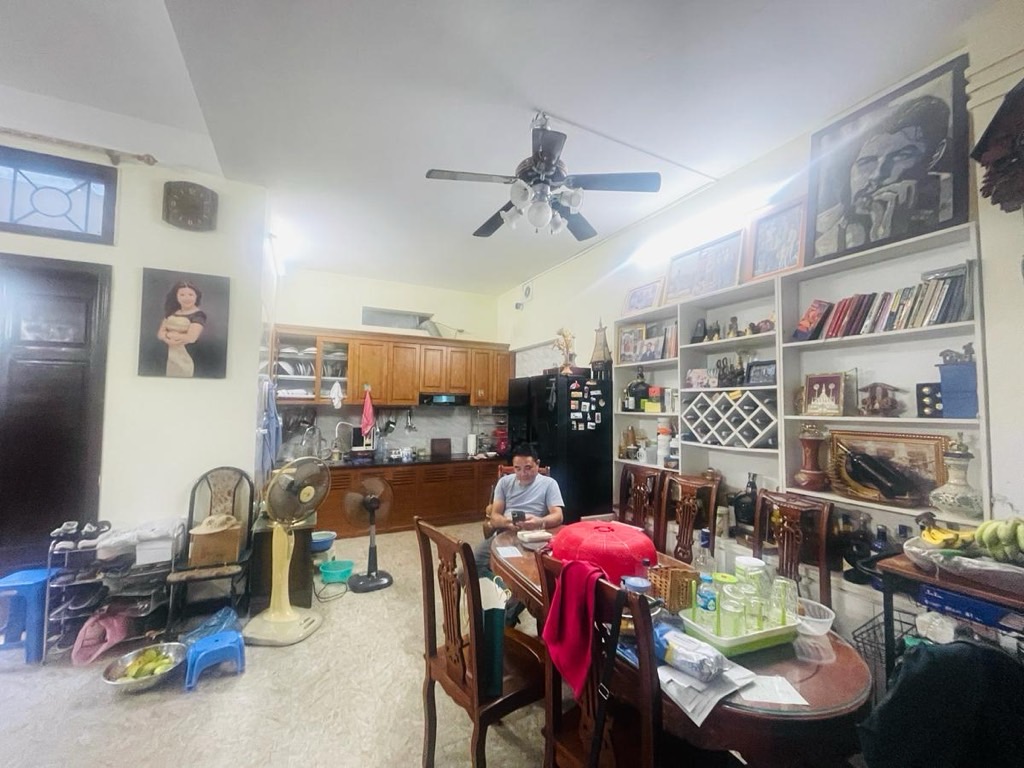 Bán nhà Hoàng Liệt - diện tích 185m2 4 tầng - Ô tô vào nhà - giá 37,5 tỷ