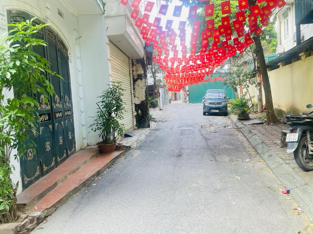 Bán nhà Hoàng Liệt - diện tích 185m2 4 tầng - Ô tô vào nhà - giá 37,5 tỷ