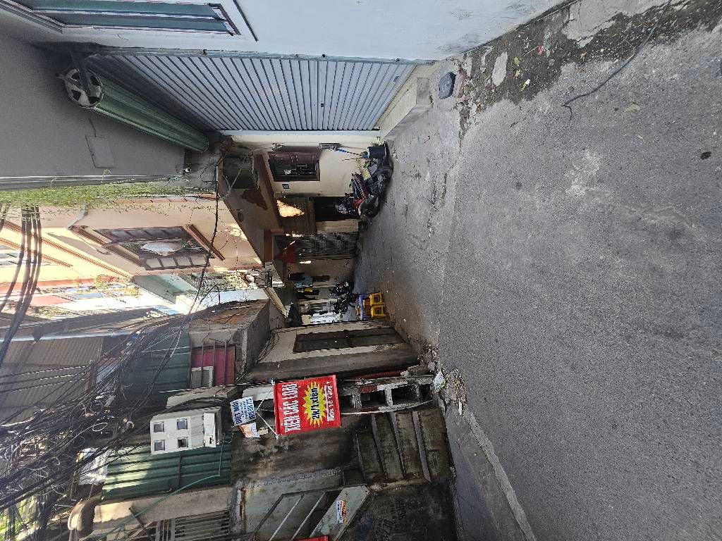 Bán nhà Nguyễn An Ninh - diện tích 10m2 4 tầng - Ngõ 33 thông ô tô nhỏ qua - giá 2,98 tỷ